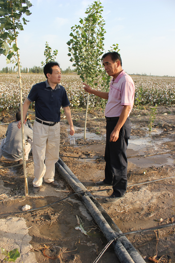 本站讯(通讯员罗熠,马琨,谢兵)2012年9月10日至18日,长科院科创